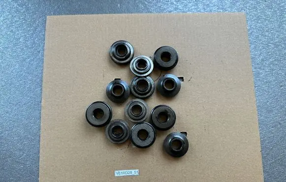Nissan Patrol Y61 Head Valve Retaining Insert/Retainer 13209V7200 13208V7200