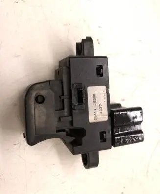 Nissan X-Trail T31 Electric window control switch 25411JG000