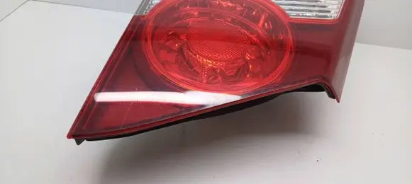 Honda Civic Tailgate rear/tail lights P5376R