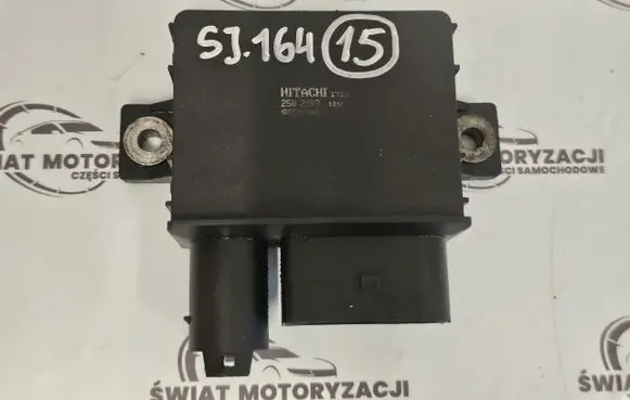 BMW 1 E82 E88 Glow plug pre-heat relay 204D4