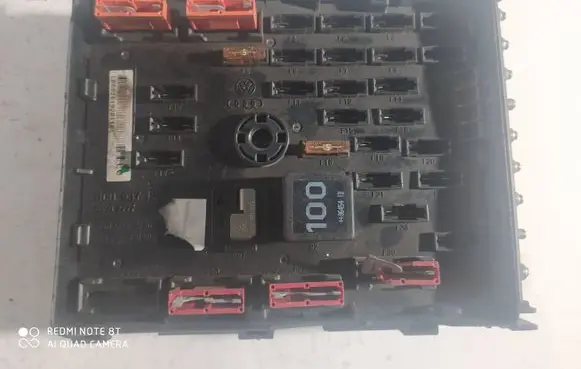 Volkswagen PASSAT B6 Fuse module 3C0937125