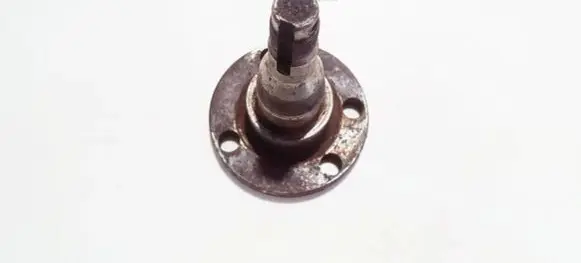 Volkswagen Golf III Stub axle 