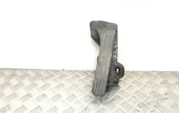Audi A3 S3 8P Accelerator throttle pedal 1K2721503M 6PV00874500