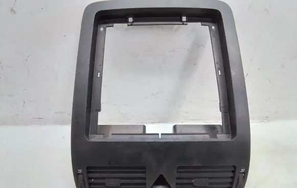 Volkswagen Touran I Dash center air vent grill 1T1819728