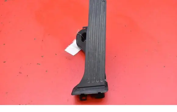 Volkswagen Golf IV Accelerator throttle pedal 1K1721503L