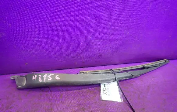 Mitsubishi Colt Rear wiper blade arm