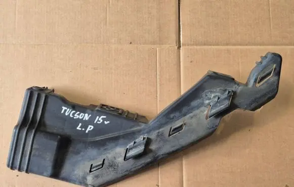 Hyundai Tucson TL Headlight/headlamp mounting bracket 86551-D7000