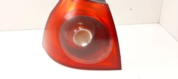 Volkswagen Golf V Rear/tail lights 1K6945095E 028490102A