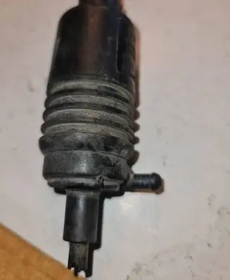 Audi A6 S6 C6 4F Windscreen/windshield washer pump 4A0955651