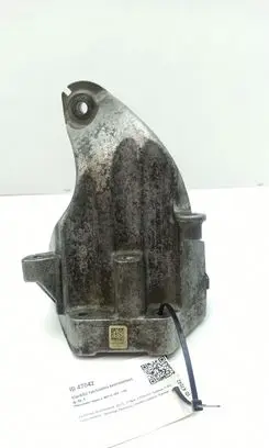 Mercedes-Benz E W212 Engine mounting bracket A6512230004