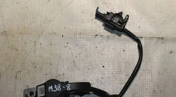 Volvo V40 Airbag deployment crash/impact sensor 31305432