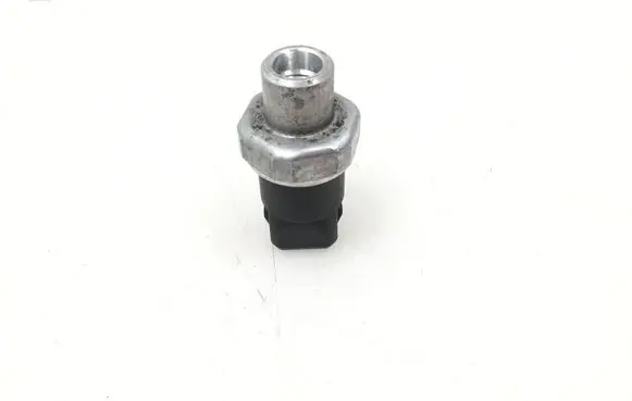 Audi A8 S8 D2 4D Air conditioning (A/C) pressure sensor 8D0959482B