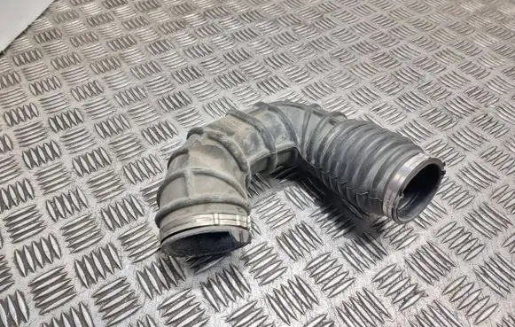 Ford Fiesta Air intake hose/pipe 2s619r504dc