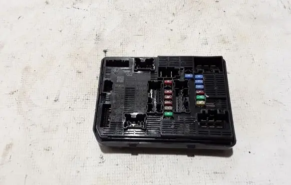 Renault Kangoo III Fuse module 284B63859R