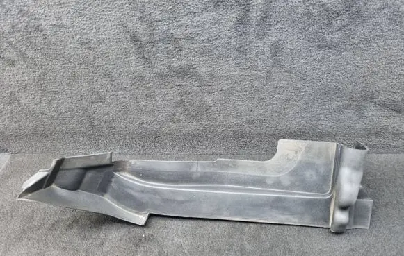Audi Q7 4M Fender end trim 4M0821170C