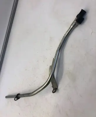 Nissan Qashqai J12 Oil level dip stick 