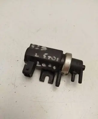 BMW 5 E39 Turbo solenoid valve 224790