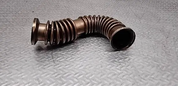 Volvo V70 EGR valve line/pipe/hose 