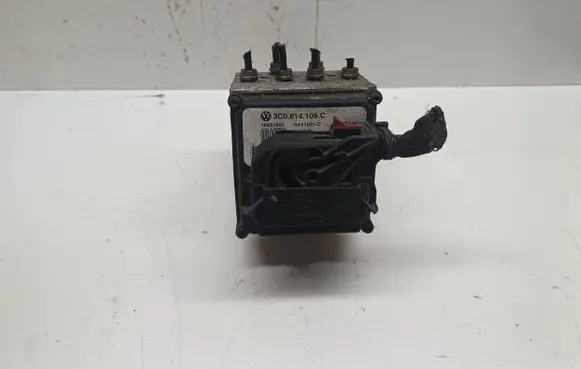 Volkswagen PASSAT B6 ABS Pump 3C0614109C 16431601 16431501C