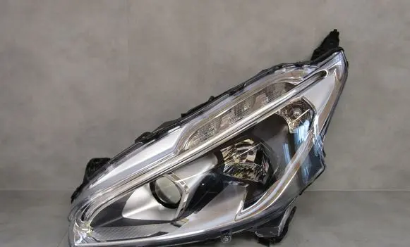 Peugeot 208 II Headlight/headlamp 9810805780 90047883