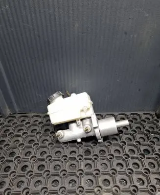 Mercedes-Benz B W245 Master brake cylinder A1694300202