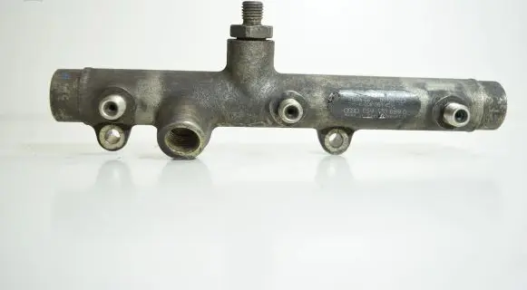 Audi A6 S6 C6 4F Fuel main line pipe 059130089D