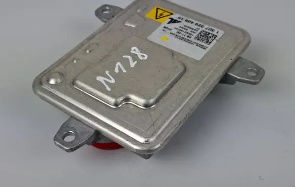 Alfa Romeo Stelvio Headlight ballast module Xenon 130732946915 1200VDC43VAC 10EEG190120
