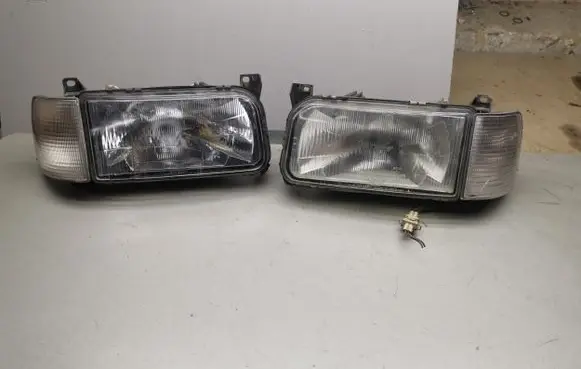 Volkswagen PASSAT B3 Headlights/headlamps set 205049B 13347900