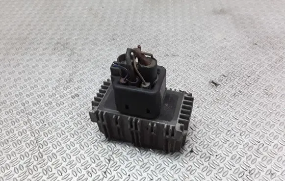 Saab 9-3 Ver2 Glow plug pre-heat relay 09132691