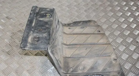 Volkswagen Tiguan Rear underbody cover/under tray 5N0825206