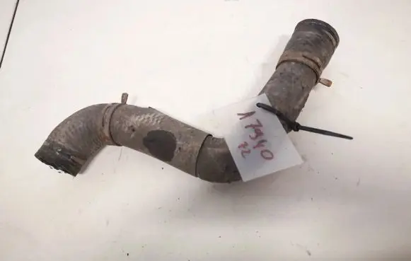 Volkswagen Golf III Engine coolant pipe/hose