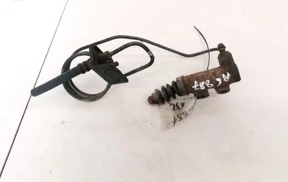Mazda 6 Clutch master cylinder