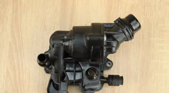 BMW X3 G01 Thermostat/thermostat housing 8581627N45
