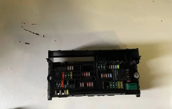 BMW X3 F25 Fuse module 9259467 217033444E