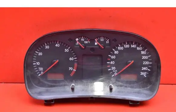 Volkswagen Golf III Speedometer (instrument cluster) 1J0919860D