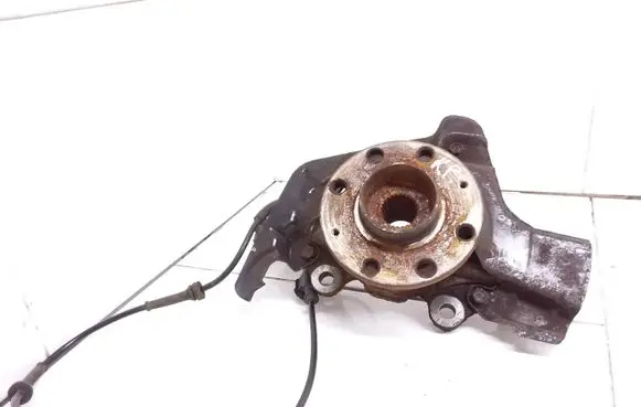 Fiat Punto (188) Front wheel hub