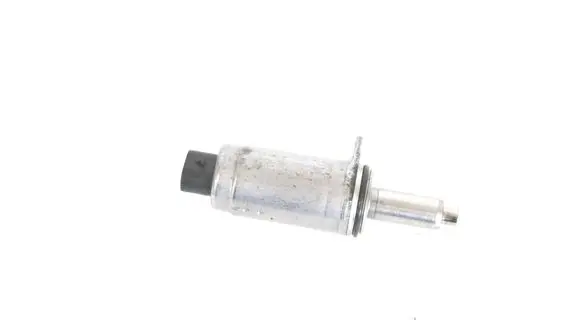 Volvo S60 Camshaft vanos timing valve 06E103697H