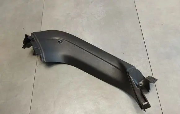 Cupra Formentor Tailgate trim 5FF867703