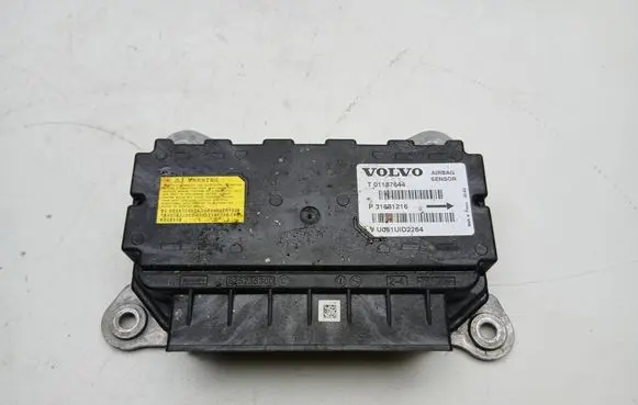 Volvo XC90 Airbag control unit/module 31681216 P31681216