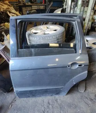 Ford S-MAX Rear door