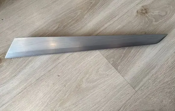Mercedes-Benz C W204 Front door trim bar A2047302422 2047302422