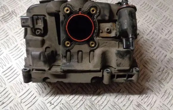 Opel Corsa E Intake manifold 55595140