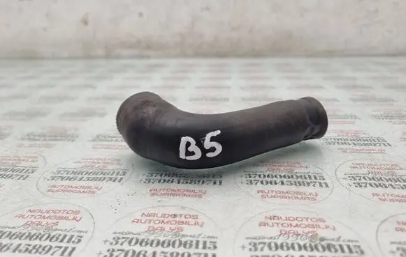 Volkswagen PASSAT B5 Engine coolant pipe/hose 