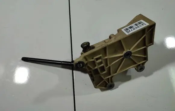 Gear shifter/selector