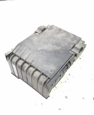Volkswagen Golf Plus Fuse module 1K0937125C
