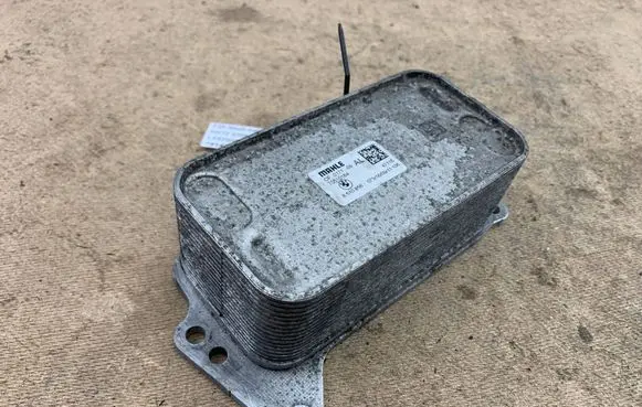 BMW X3 F25 Oil filter mounting bracket 8510856 11428510856