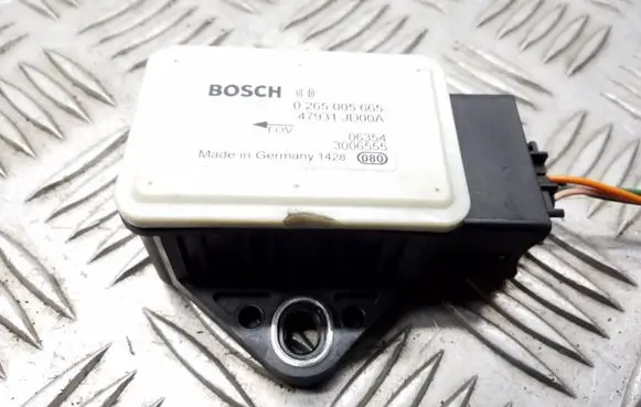 Nissan Qashqai ESP acceleration yaw rate sensor 47931JD00A