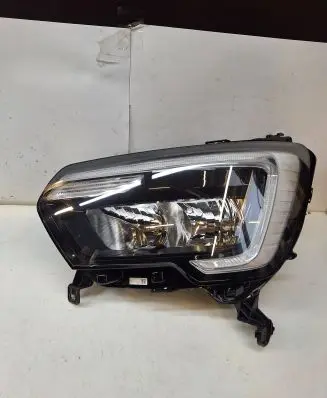 Renault Master III Headlight/headlamp 260607867R