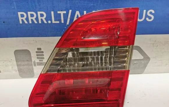 Mercedes-Benz B W245 Tailgate rear/tail lights A169820