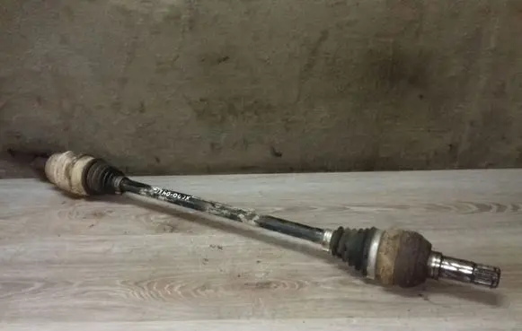 Volvo XC70 Rear driveshaft T040301 P30651936